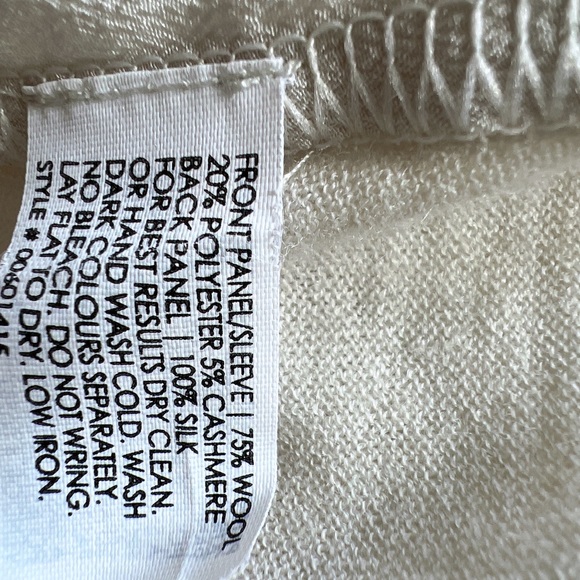 Club Monaco M size cardigan - Picture 4 of 4